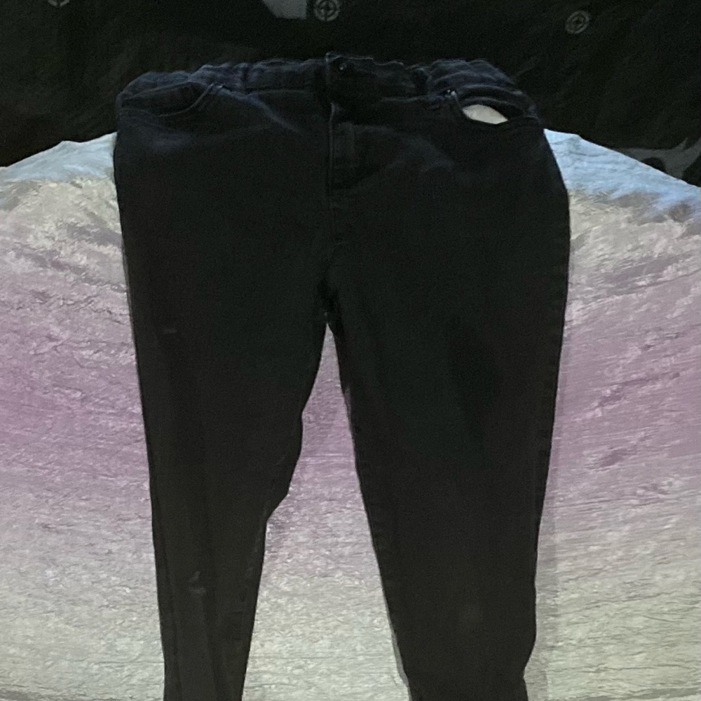 Girls children’s place size 14 skinny jeans. Good condition
